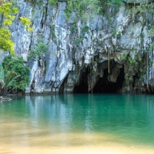 UNDERGROUND RIVER TOUR